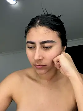 Snapshot of Isabella_Montoya chatting on 11.08.25 Isabella Montoya online show from 11.08.25