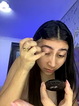 Snapshot of Isabella_Montoya chatting on 11.19.25 Isabella Montoya online show from 11.19.25