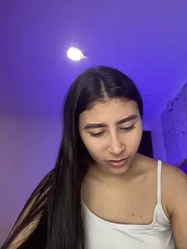 Snapshot of Isabella_Montoya chatting on 11.22.25 Isabella Montoya online show from 11.22.25