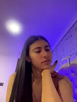 Snapshot of Isabella_Montoya chatting on 11.28.25 Isabella Montoya online show from 11.28.25