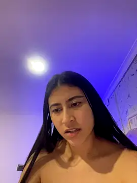 Snapshot of Isabella_Montoya chatting on 11.29.25 Isabella Montoya online show from 11.29.25