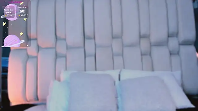 Snapshot of _GigiDoll_ chatting on 12.03.25 GigiDoll online show from 12.03.25