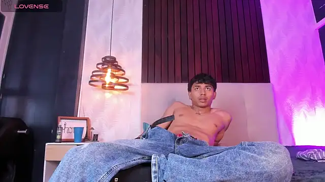 Jaycob Black1 online show from 11.24.25