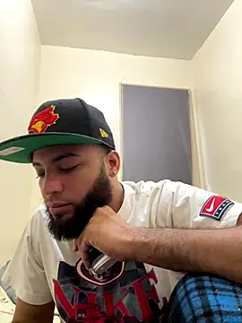 LeoPR00 online show from 10.26.25