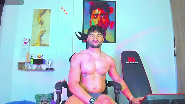 Snapshot of JordanRossie chatting on 10.22.25 JordanRossie online show from 10.22.25