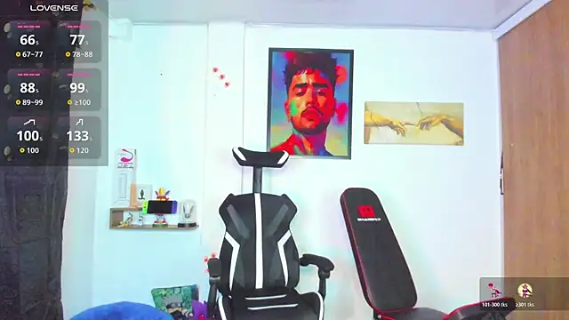 Snapshot of JordanRossie chatting on 10.25.25 JordanRossie online show from 10.25.25