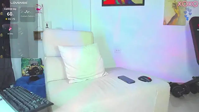 Snapshot of JordanRossie chatting on 11.07.25 JordanRossie online show from 11.07.25