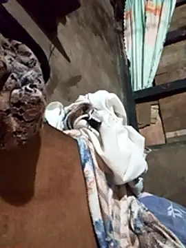 Snapshot of slutty_pinay12 chatting on 01.10.26 slutty pinay12 online show from 01.10.26