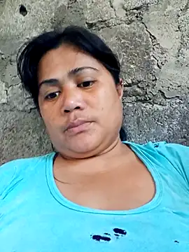 Snapshot of slutty_pinay12 chatting on 02.23.26 slutty pinay12 online show from 02.23.26