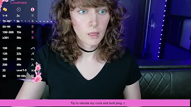 Snapshot of tsellieryder chatting on 09.23.25 tsellieryder online show from 09.23.25