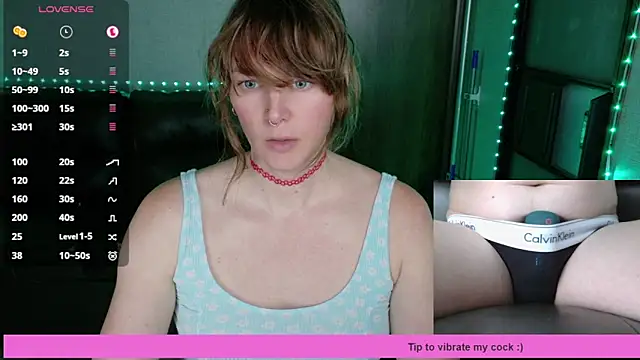 Snapshot of tsellieryder chatting on 11.02.25 tsellieryder online show from 11.02.25