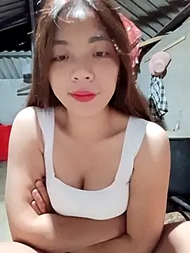 Snapshot of -Miu-98 chatting on 11.14.25 -Miu-98 online show from 11.14.25