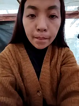 Snapshot of -Miu-98 chatting on 12.04.25 -Miu-98 online show from 12.04.25