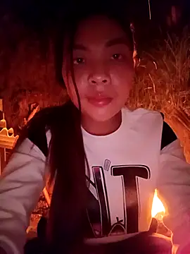 Snapshot of -Miu-98 chatting on 12.16.25 -Miu-98 online show from 12.16.25