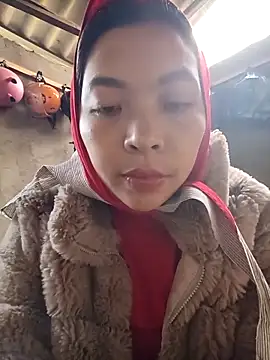 Snapshot of -Miu-98 chatting on 12.18.25 -Miu-98 online show from 12.18.25