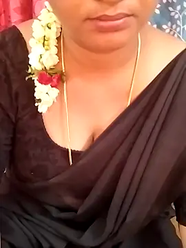 Snapshot of Tamil_Kayal_kutty chatting on 09.29.25 Tamil Kayal kutty online show from 09.29.25