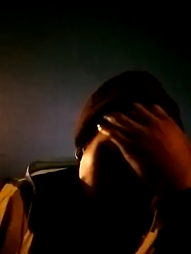 Snapshot of Msoon001 chatting on 10.16.25 Msoon001 online show from 10.16.25