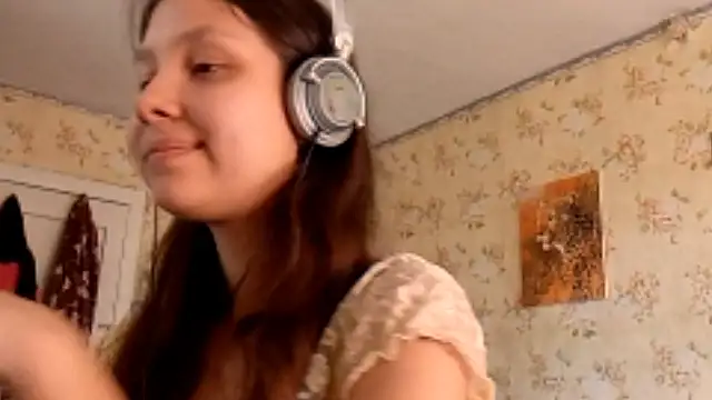 Snapshot of QutieDaSweet chatting on 09.21.25 QutieDaSweet online show from 09.21.25