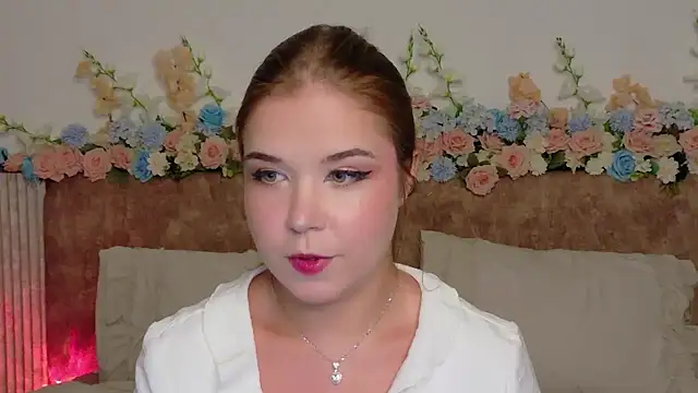 Lilith Bonheur online show from 03.17.26