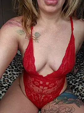 Just peaches not cream online show from 11.30.25