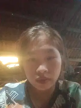 Snapshot of Luyen004 chatting on 09.16.25 Luyen004 online show from 09.16.25