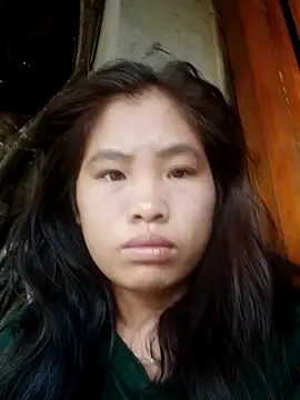 Snapshot of Luyen004 chatting on 09.23.25 Luyen004 online show from 09.23.25