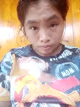 Snapshot of Luyen004 chatting on 09.24.25 Luyen004 online show from 09.24.25