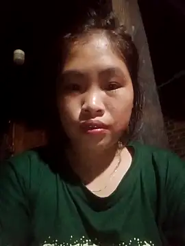 Snapshot of Luyen004 chatting on 09.24.25 Luyen004 online show from 09.24.25