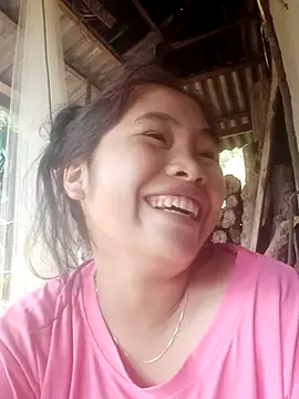 Snapshot of Luyen004 chatting on 10.02.25 Luyen004 online show from 10.02.25