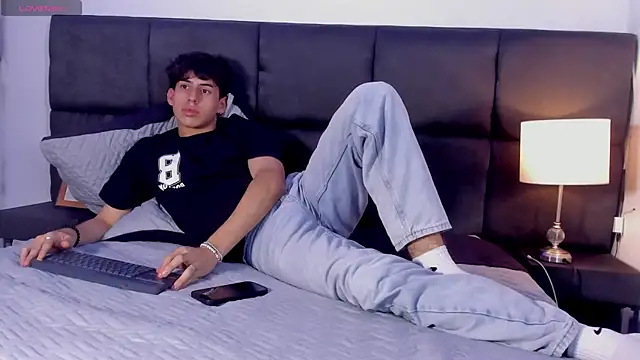 Aaron Spencer13 online show from 09.23.25