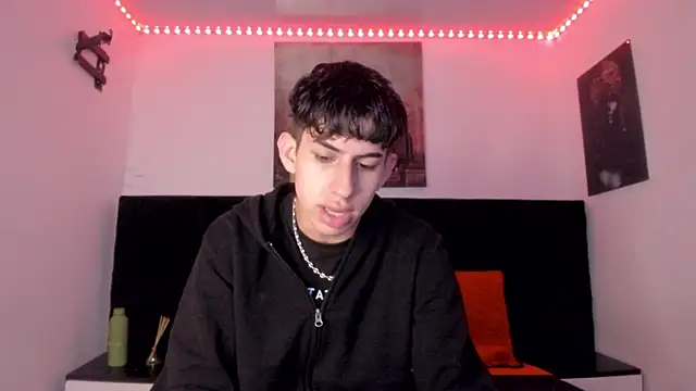 Aaron Spencer13 online show from 11.28.25