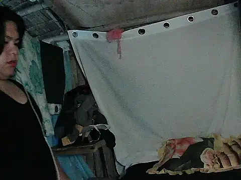 Huntrix2025 online show from 04.15.26