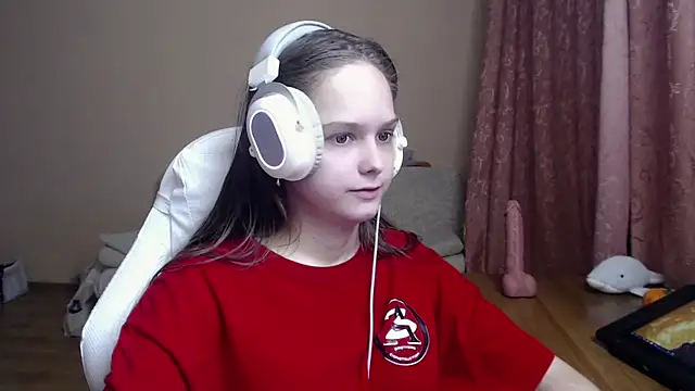 SharybbFace online show from 10.17.25