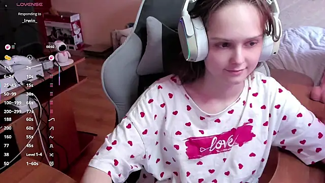 SharybbFace online show from 04.13.26