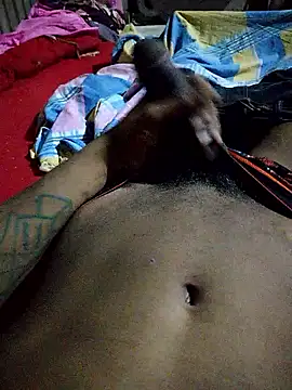 Snapshot of MadForU chatting on 10.04.25 MadForU online show from 10.04.25