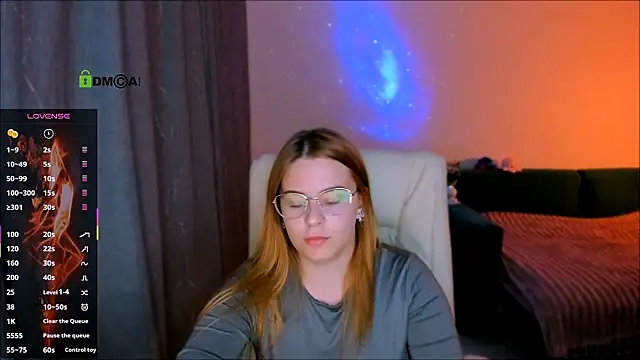 Snapshot of red__dizzy chatting on 11.25.25 red dizzy online show from 11.25.25