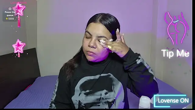 Snapshot of SabrinaSalazar11_ chatting on 10.03.25 SabrinaSalazar11 online show from 10.03.25