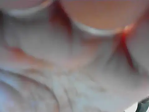 Snapshot of short_girl_ chatting on 11.16.25 short girl online show from 11.16.25