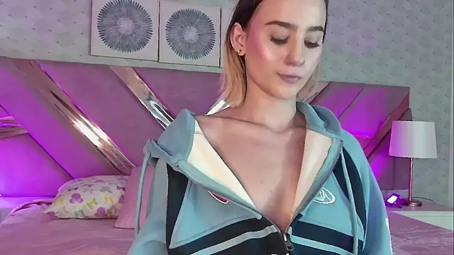 ChloeLaurentt online show from 07.16.26