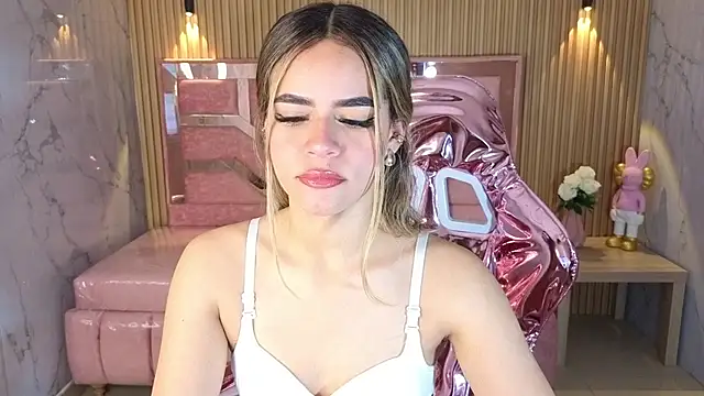 lilith4 s online show from 11.17.25