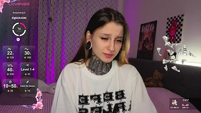 LilithPoison online show from 10.11.25