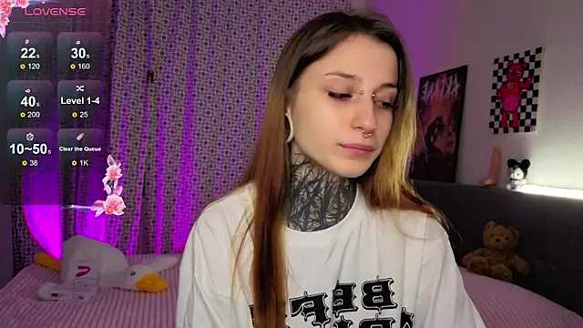 LilithPoison online show from 10.15.25