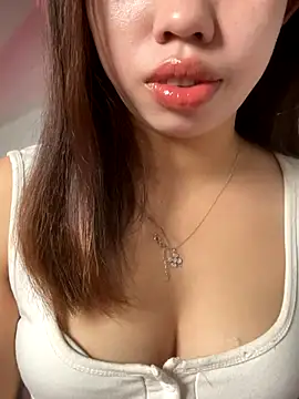 Snapshot of Rose-babyx chatting on 12.14.25 Rose-babyx online show from 12.14.25