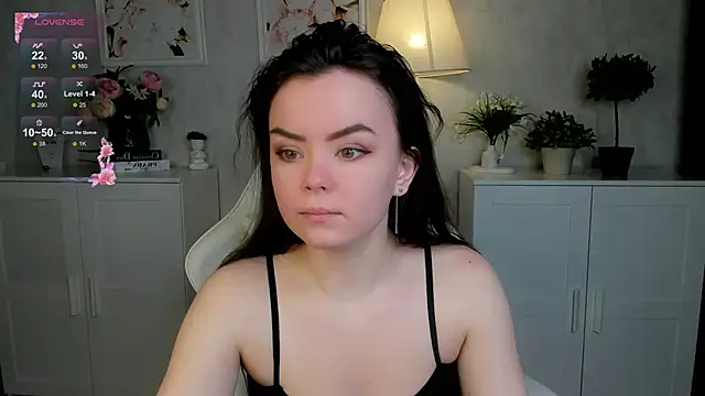 Gentle Ariel online show from 10.27.25