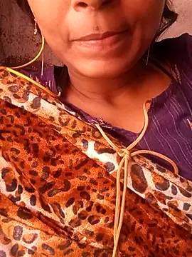 Miss linaa online show from 11.26.25