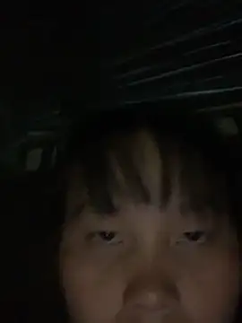 Snapshot of huong-18 chatting on 10.26.25 huong-18 online show from 10.26.25