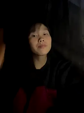 Snapshot of huong-18 chatting on 11.24.25 huong-18 online show from 11.24.25