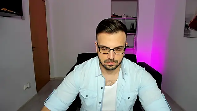 Jace Thorne online show from 10.12.25