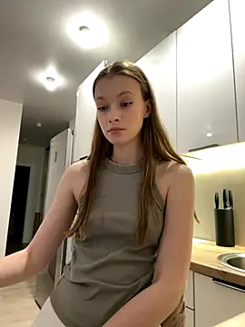 FriendlyFire 18 online show from 09.18.25