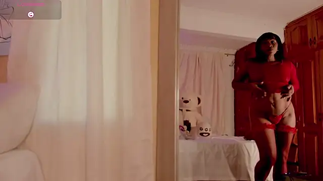 Snapshot of ebonyebony24 chatting on 09.23.25 ebonyebony24 online show from 09.23.25